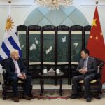 EMBAJADA DE LA REPÚBLICA POPULAR CHINA EN LA REPÚBLICA ORIENTAL DEL URUGUAY